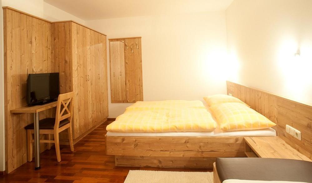 Ferienhaus Deutschmann سانكت يوهان ايم بونغ المظهر الخارجي الصورة